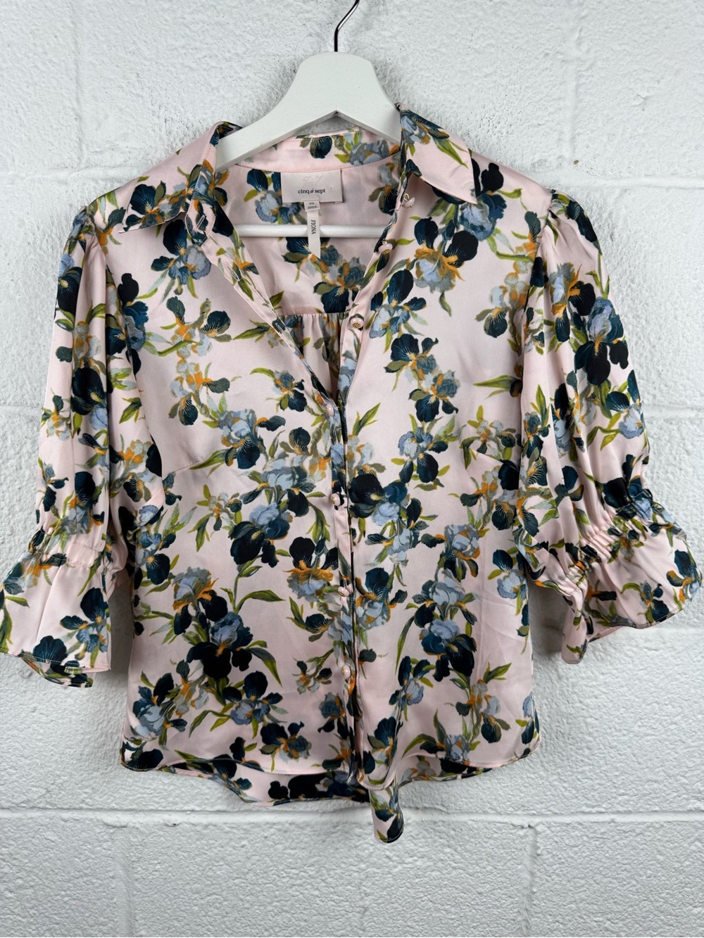 Cinq à Sept Trailing Iris Fiona Top Rosy Cloud Floral Blouse XS
